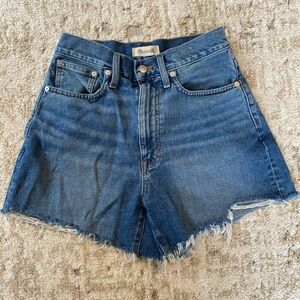 Madewell High waisted raw hem shorts size 27
